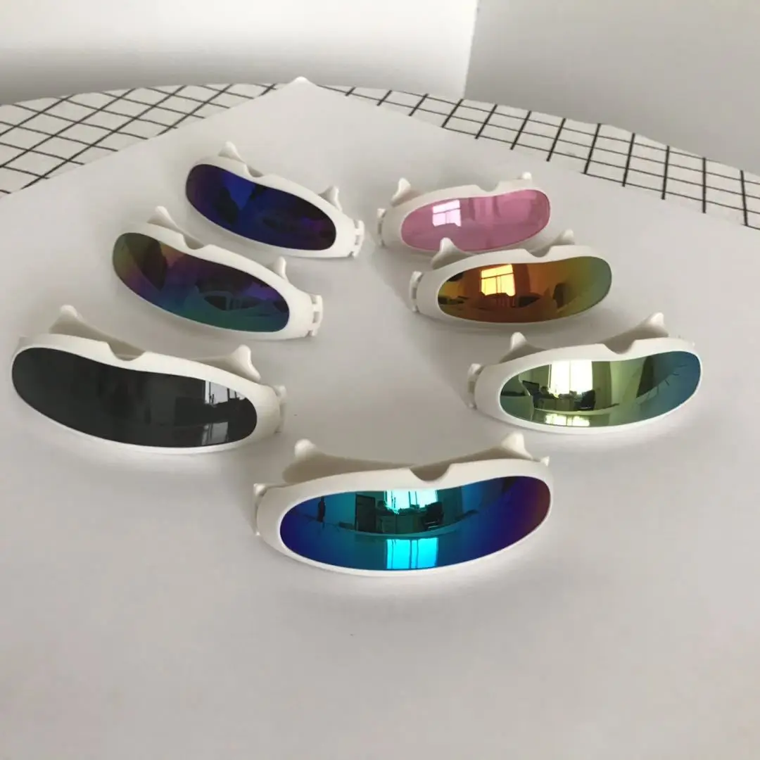 LM0169M Creative Trend Pet Glasses Cat and dog sunglasses Small dog laser glasses Pet Accessories