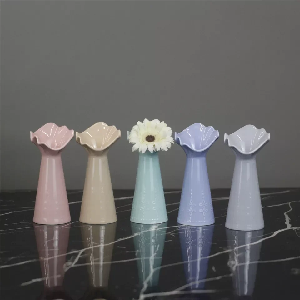 Ceramic Small Flower Vase Home Decoration Modern Decorative Vases For Home Hotel Wedding Garden