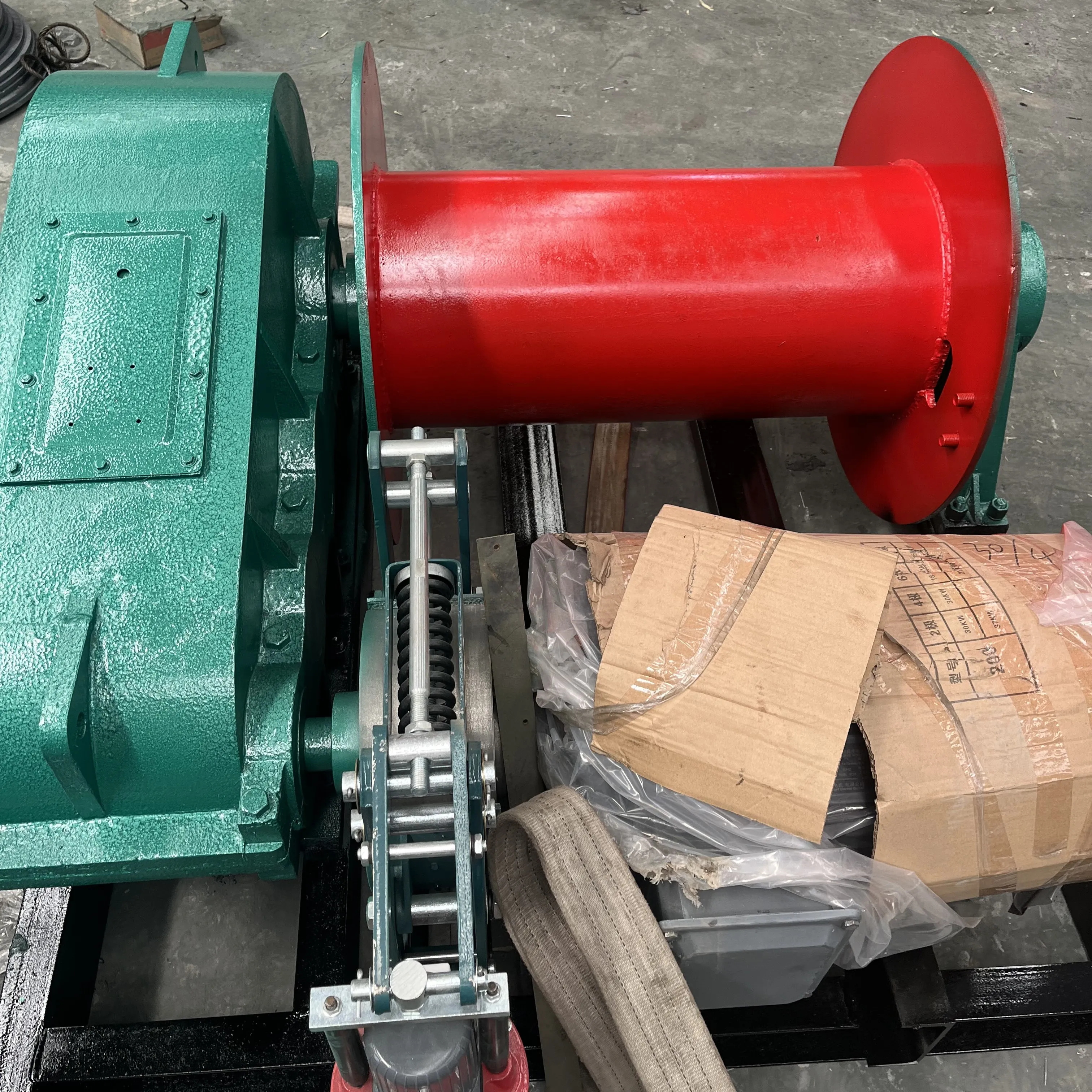 Supply 5 Ton shaft driven diesel engine powered Lifting Cable Puller Drum Winch