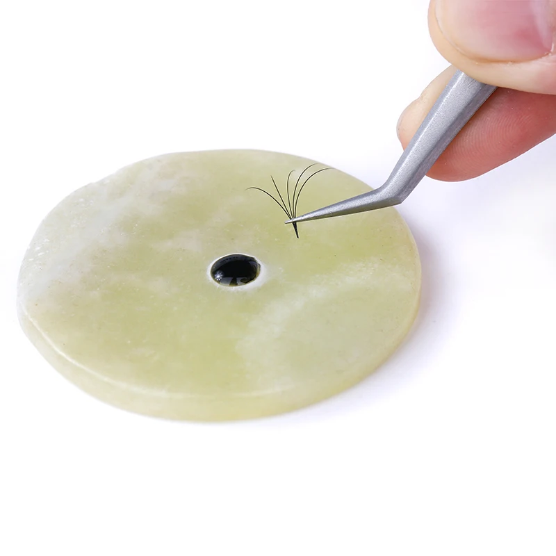 Lash Extension Glue Strong Eyelash Extension Adhesive For Semi Permanent Lash Fast Drying Powerful lash Extension Glue 8 weeks