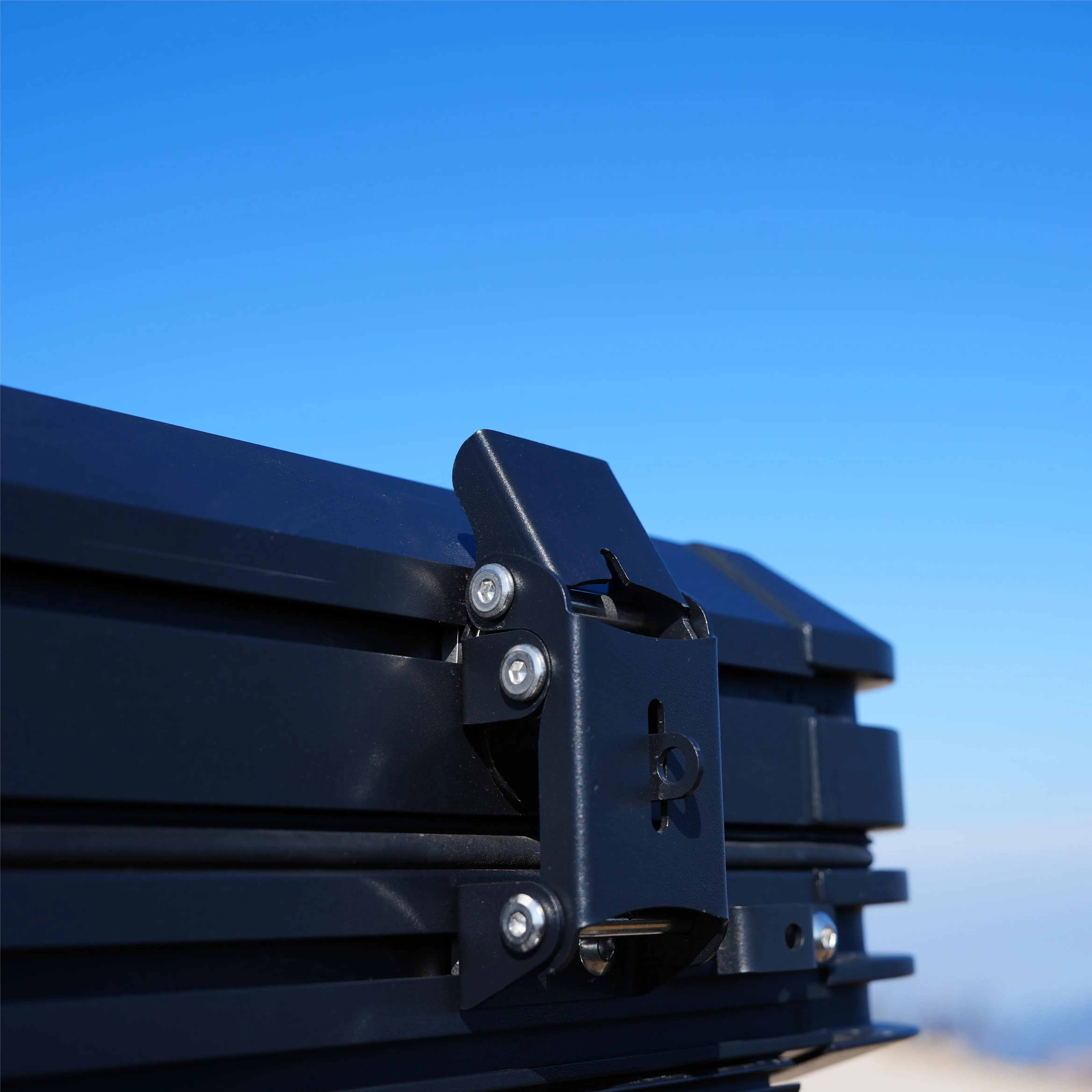 US drop shipping rooftop tent 4X4 Off road outdoor automatic camping car tent camping suv roof top tent hard shell