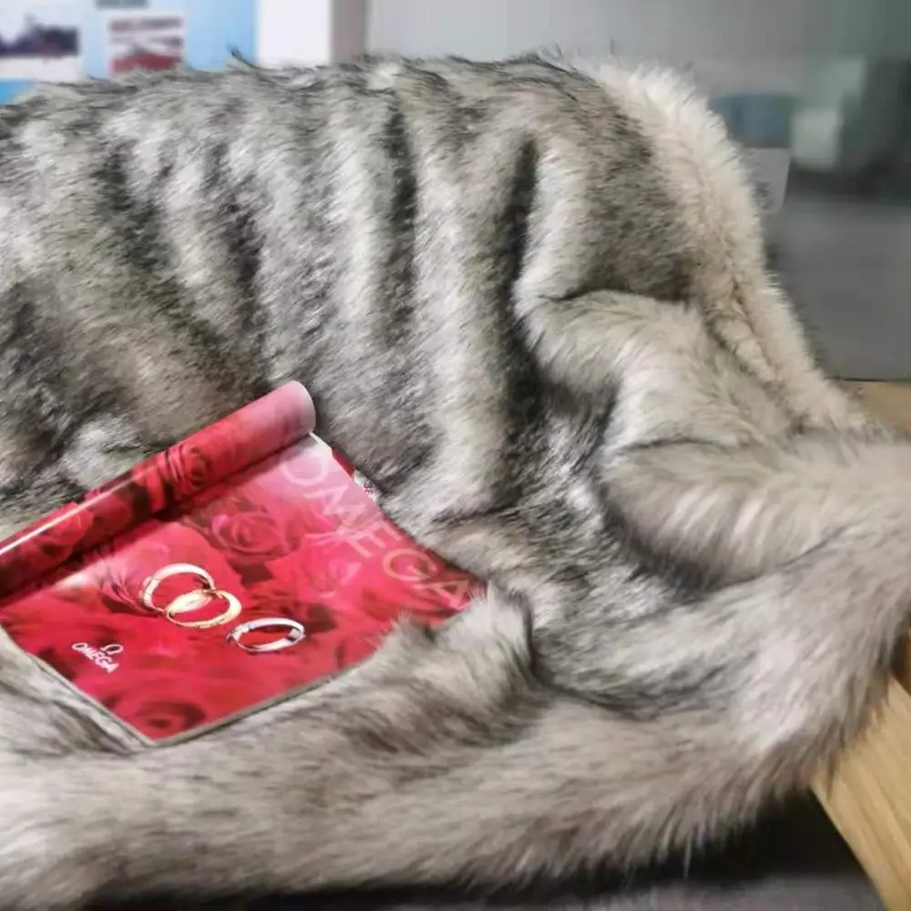 Fuzzy Faux Fur Elegant Throw Blanket Stem Pattern with Plush Sherpa Brown Microfiber Blanket for Bed Couch and Living Room