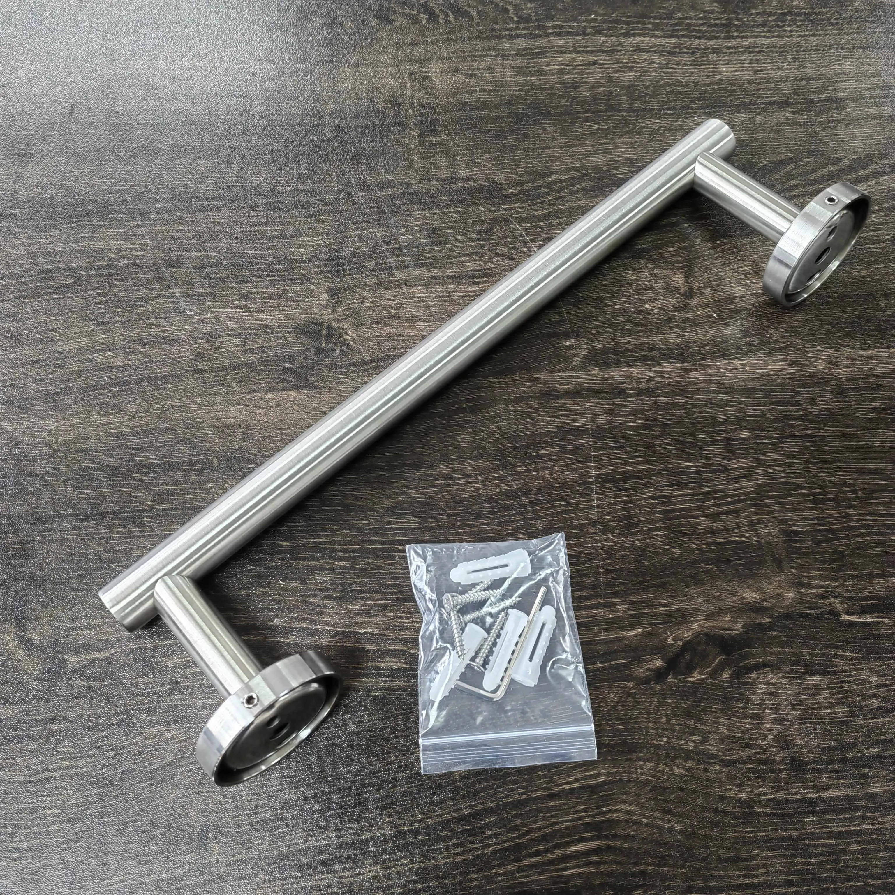 OEM Bathroom Towel Bar Bath Accessories Thicken 304 Stainless Steel Shower Towel Rack for Bathroom Towel Holder Wall Mounted