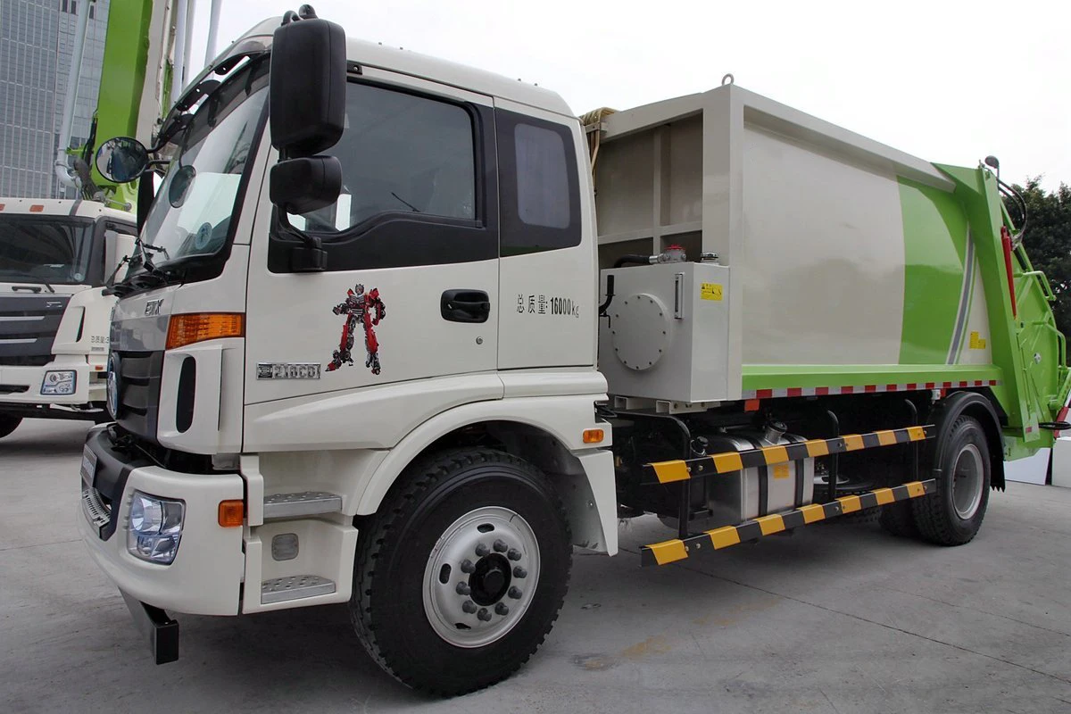 Популярный компрессионный мусоровоз ETX 210 HP 4x2