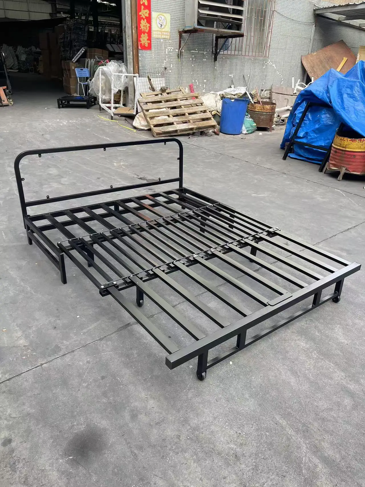Commercial Furniture Iron Frame Double Bed Ribbed Bed Folding Factory Price