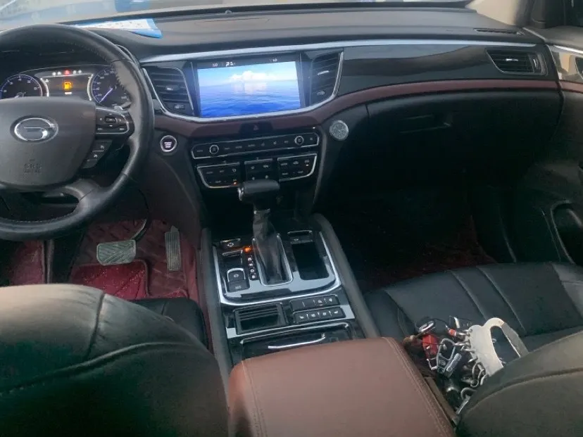 Wholesale sales For Trumpchi GS8 2017 320T two-drive luxury Zhaopin edition (seven seats) boutique  cars 7 seats for sale