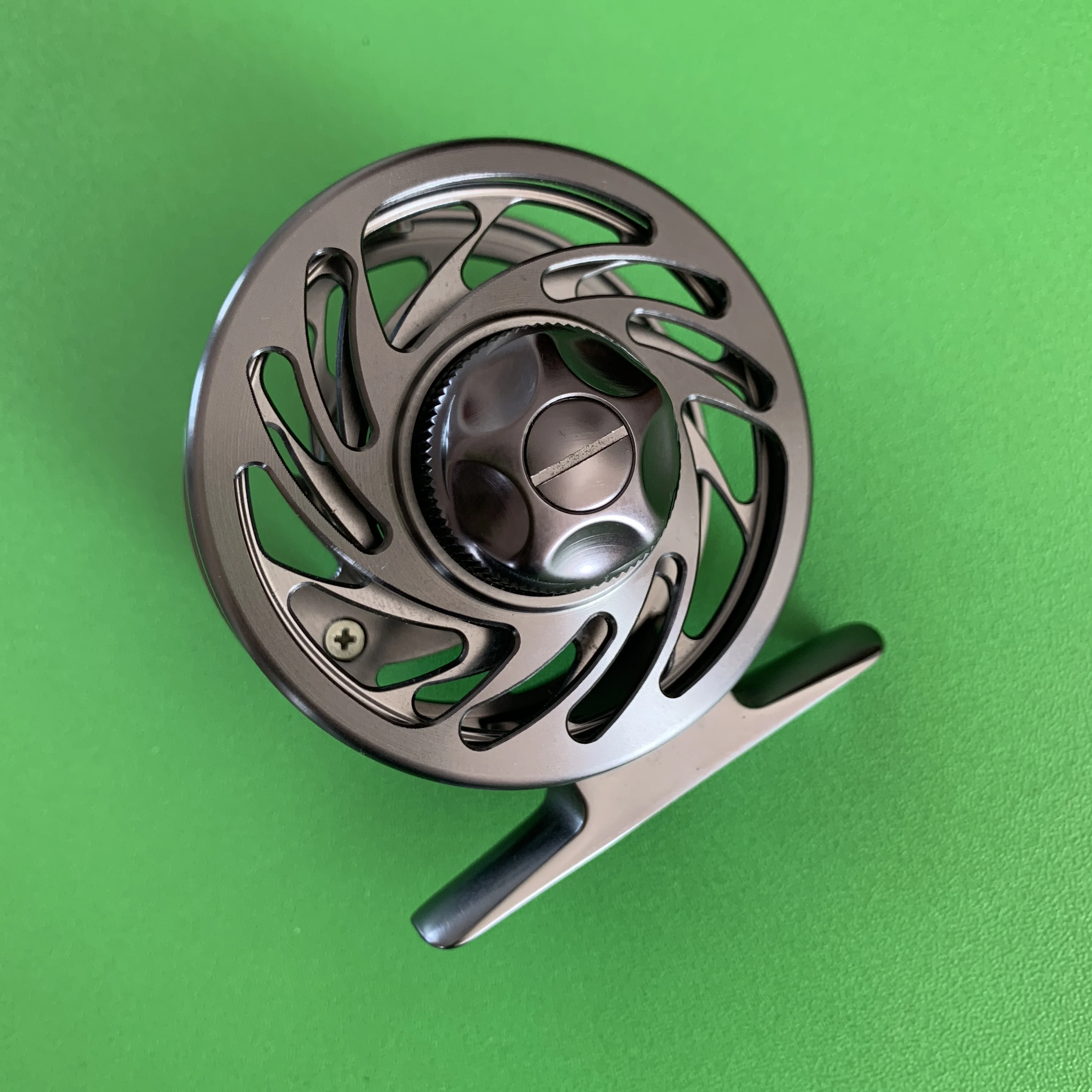 fly fishing reel.JPG