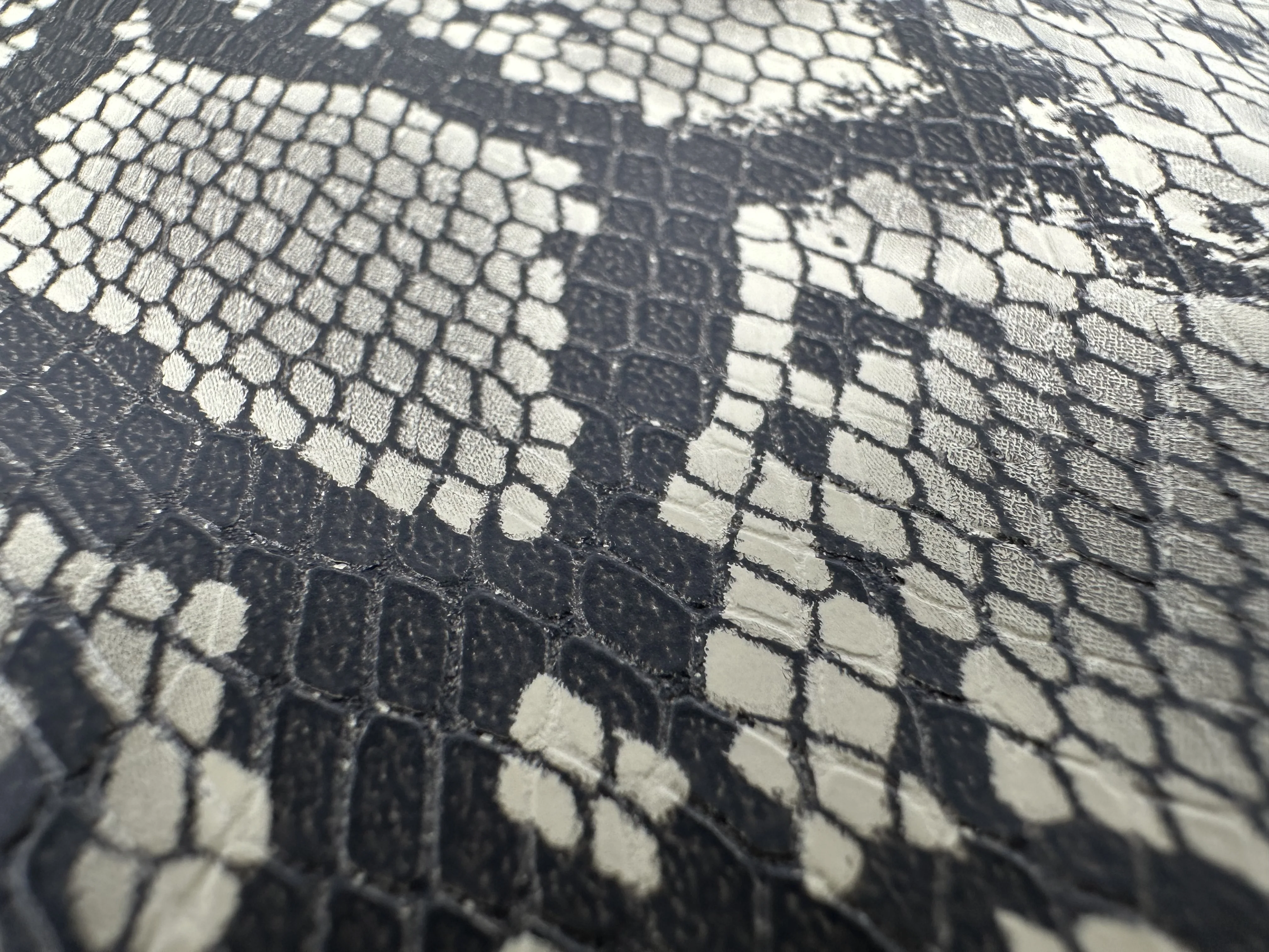Artificial 4 Way Stretch Vinyl Synthetic Faux python Snake Texture Embossing Leather for Clothing Designer Leather Fabric