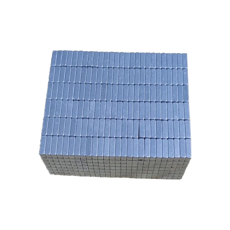 N52 Super Strong Fulling Force Permanent Square Thin Neodymium Magnet