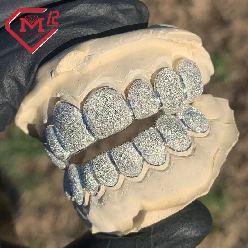 Bustdown Diamond Teeth Grillz Rappers Personal Custom VVS Moissanite Diamond Grillz Teeth