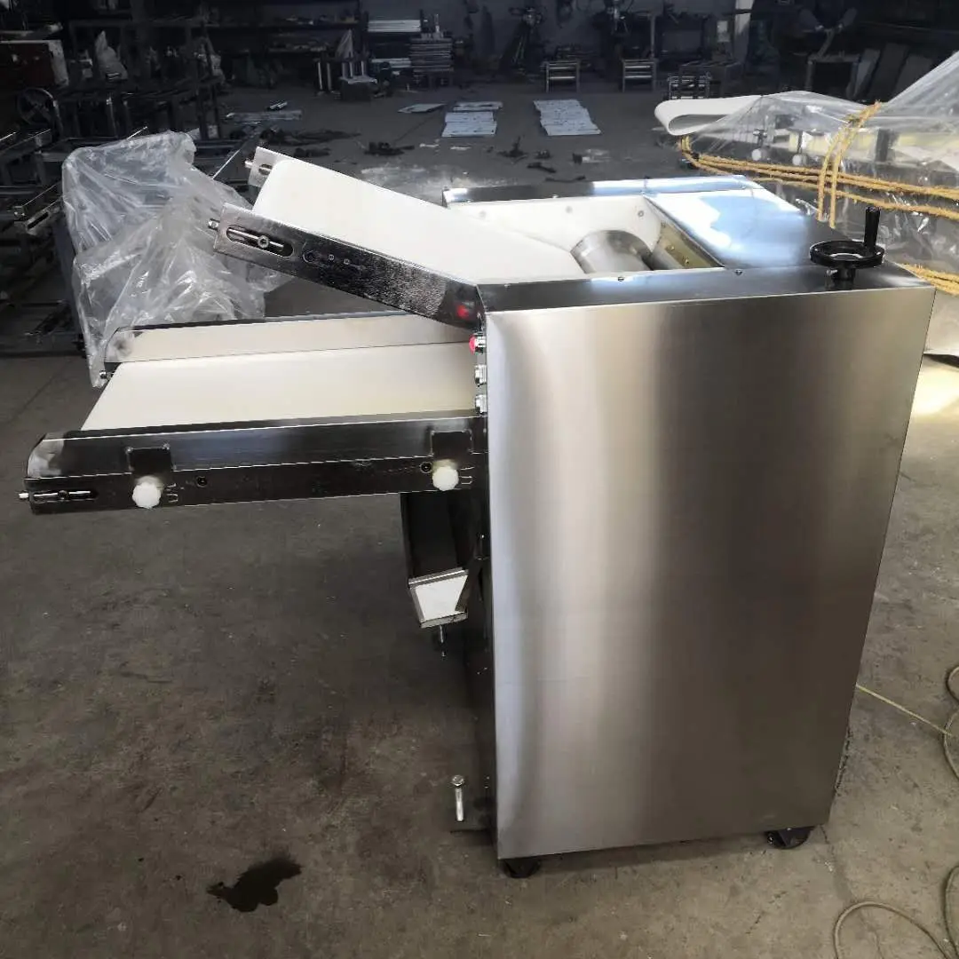 Beat Material Hot Sale in China Dough Roller Machine