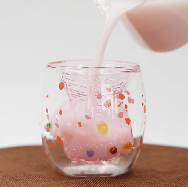 Creative lovely cat and fish shaped glass tea cup with wheat straw  and infuser