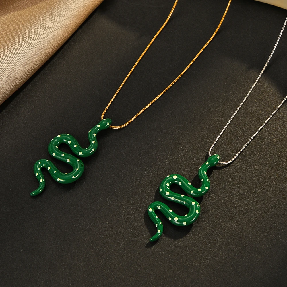 Fashion Jewelry Green White Cobra Snake Pendant Stainless Steel Necklace 14K Gold Plating For Women