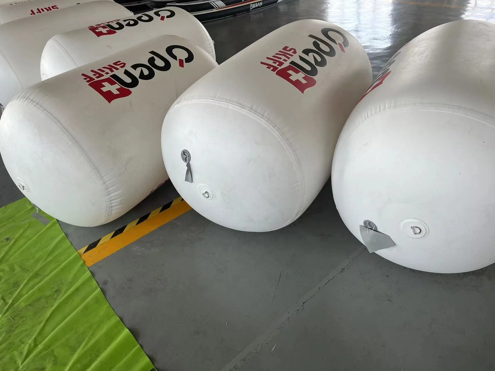 High Quality Inflatable Cylinder Buoy, Inflatable Swim Buoy For Water Sport Game