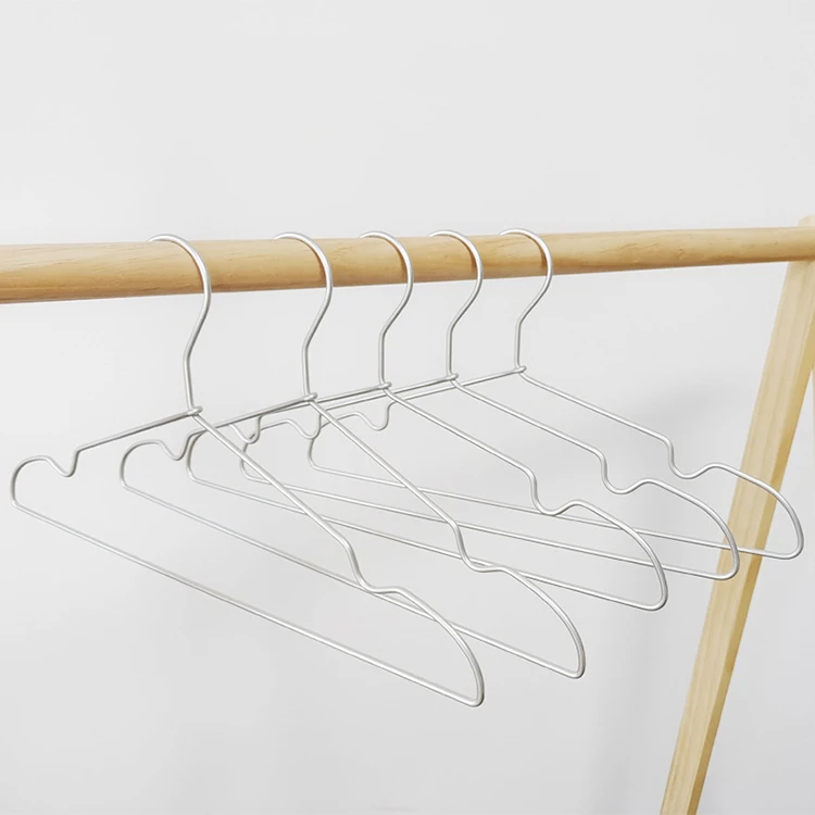 aluinium wire hanger (4)