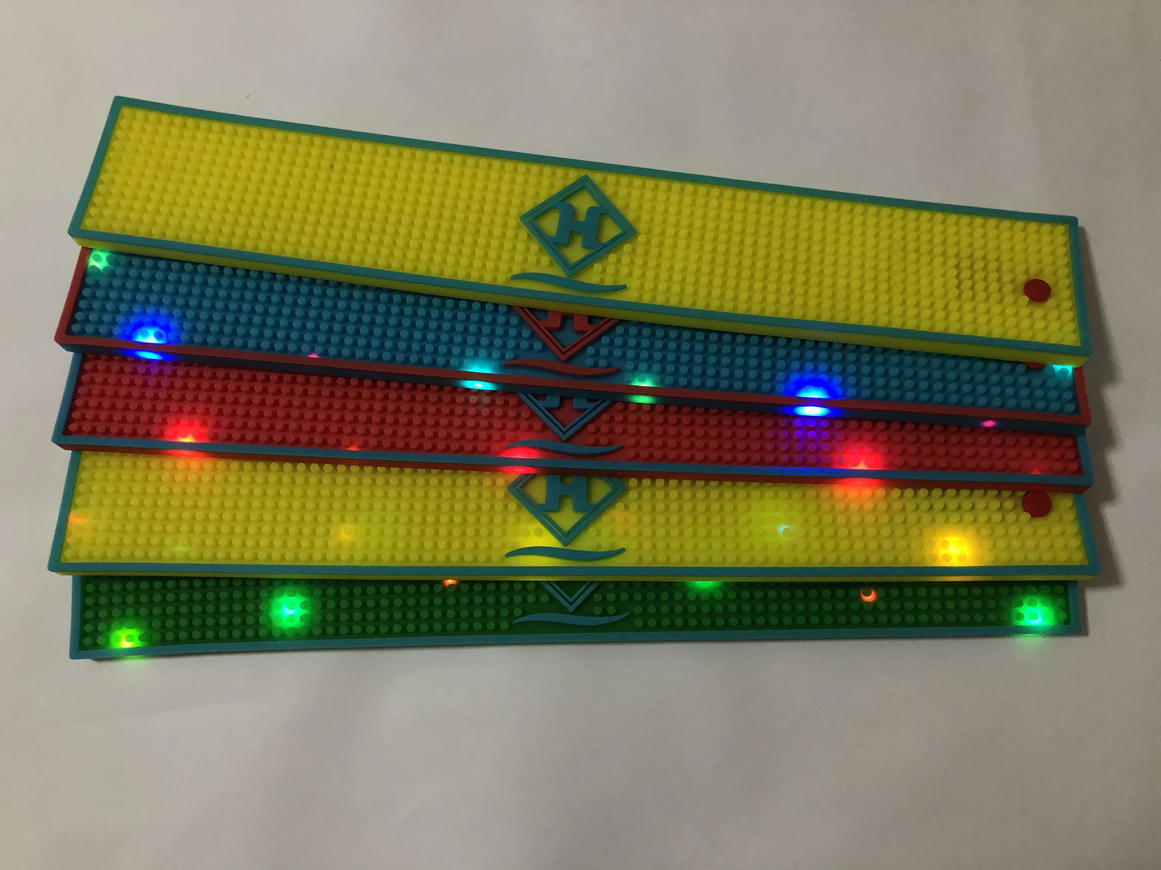 Best Selling  OEM Logo Print Soft PVC Bar Mat Bar mat Rubber Beer Mat