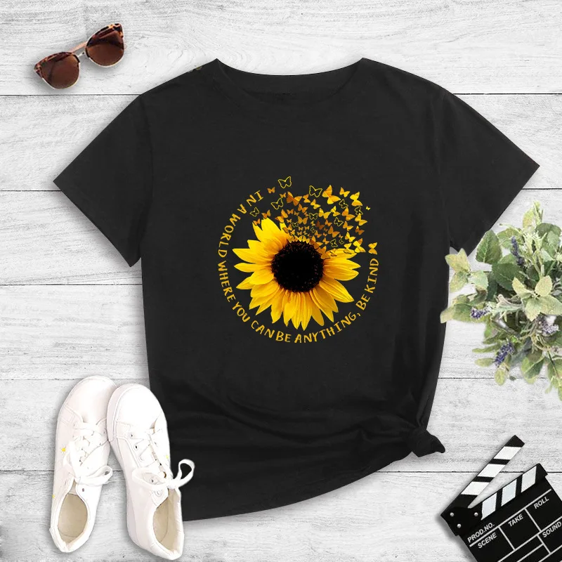 Elegant and beautiful Sunflower Series printed round collar T-shirt for women