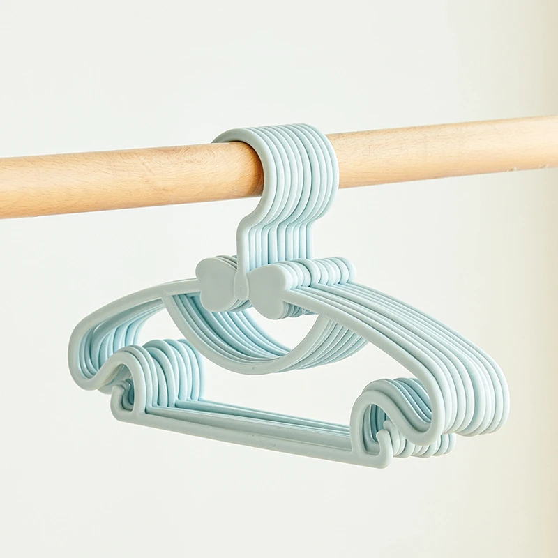 Colorful Child Baby Plastic Hanger Eco Friendly PP Materials Cute Kid Hanger for Clothes