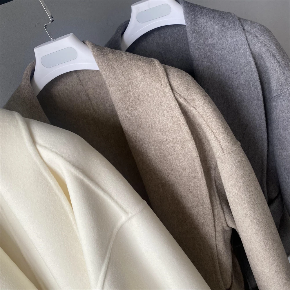 Custom Handmade Outdoor Winter Belted Double Faced Women Classic Cashmere Coat Luxury Real Big Fox Fur Cuff White Wool Coat