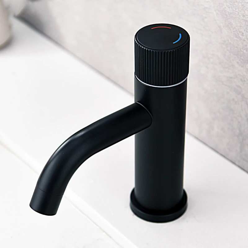 2021 Wholesale Price Black Pvd Electroplated Cold And Hot Separation Ceramic Valve Core Matte  Brass Basin Water-Saving Faucet