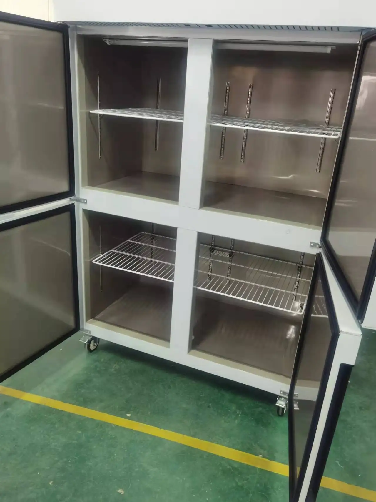 Commercial Kitchen Stainless Steel Refrigerator Single Door Freezer Fridge 220V Refrigeration Equipment Storage