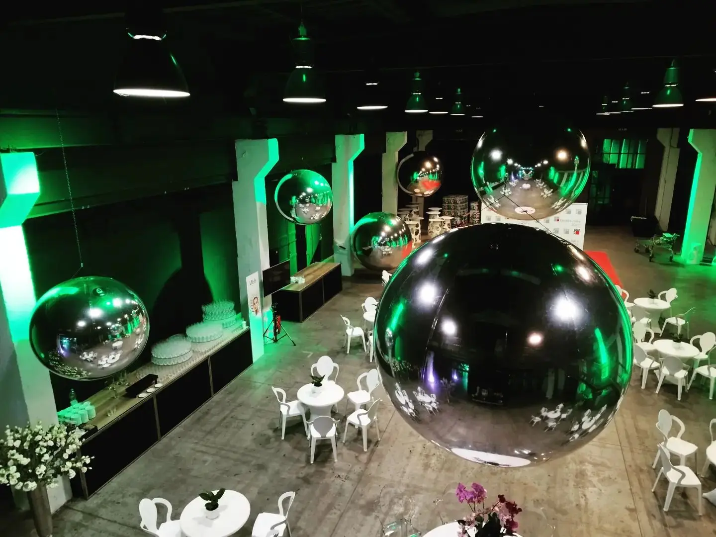 Outdoor Decor Giant Silver Event Floating Large Pvc Balloon Reflective Spheres Silver Inflatable Mirror Ball