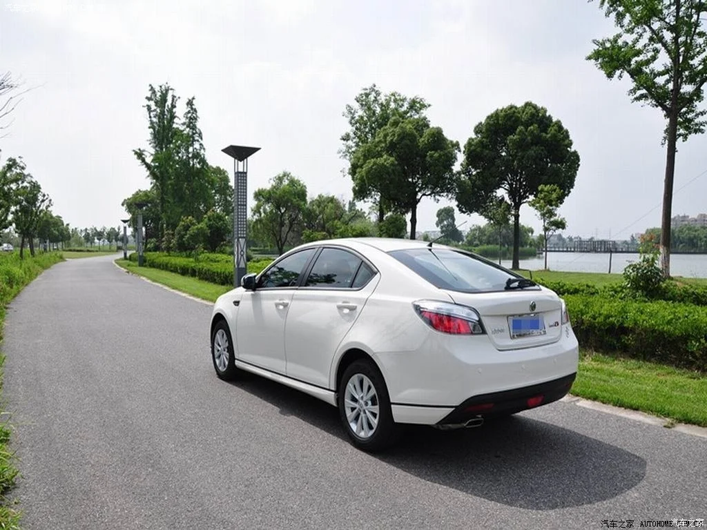  Used cars mg for sale at a low price 2012 MG6 1.8L 98kw 170N.m The car is in good condition and cheap form Chinese