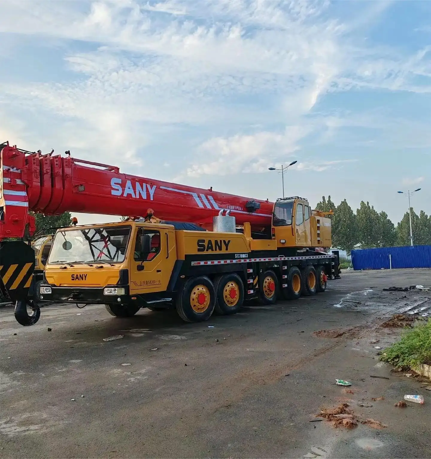 Certified used SANY crane Used SANY STC 100 truck crane USDE 100 TON CRANE