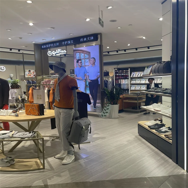 CIRI Latest Mass Production Colorful Metal Custom Display Rack Fashion Clothing Boutique Display Shelf for Retail Store