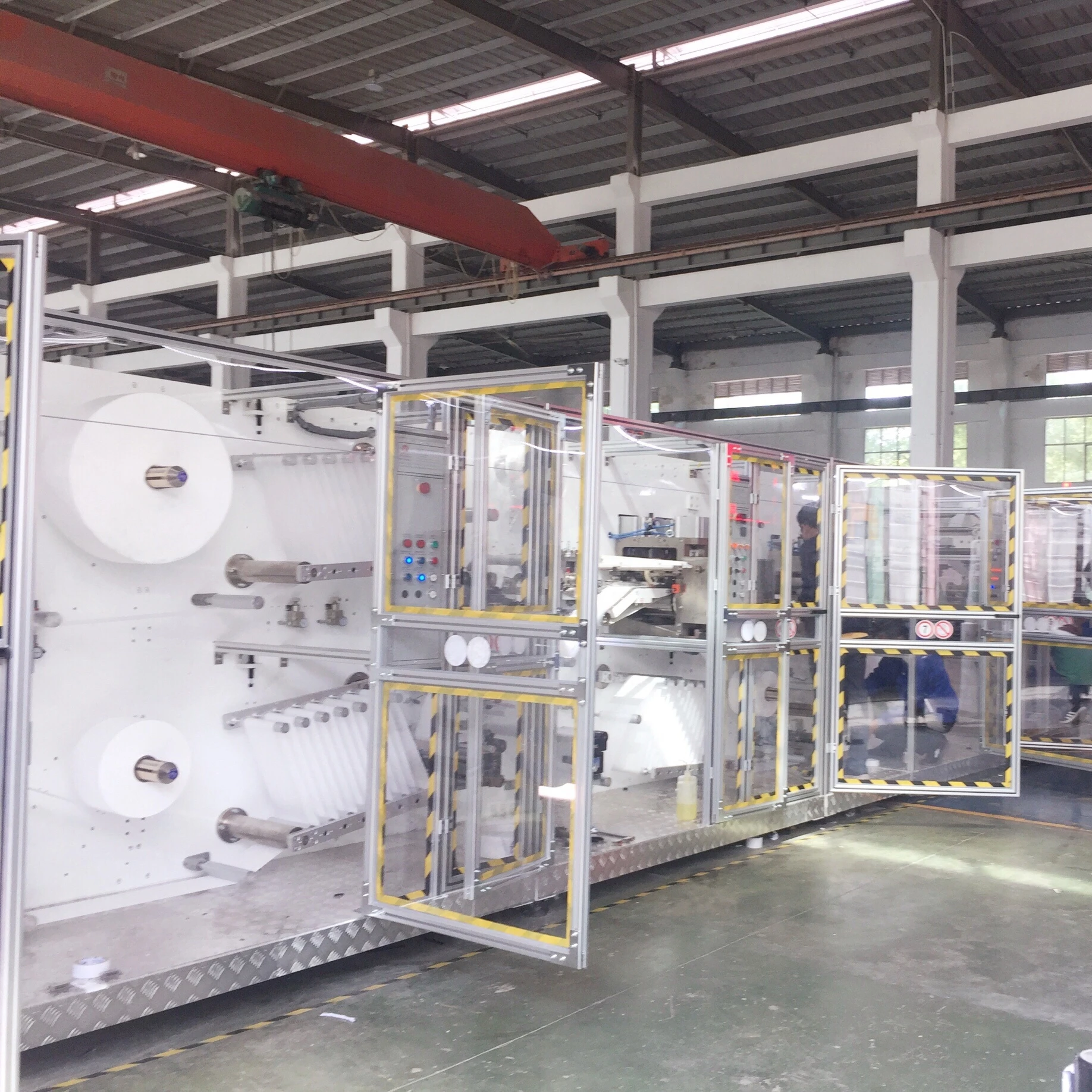 Экономичная машина для детских подгузников