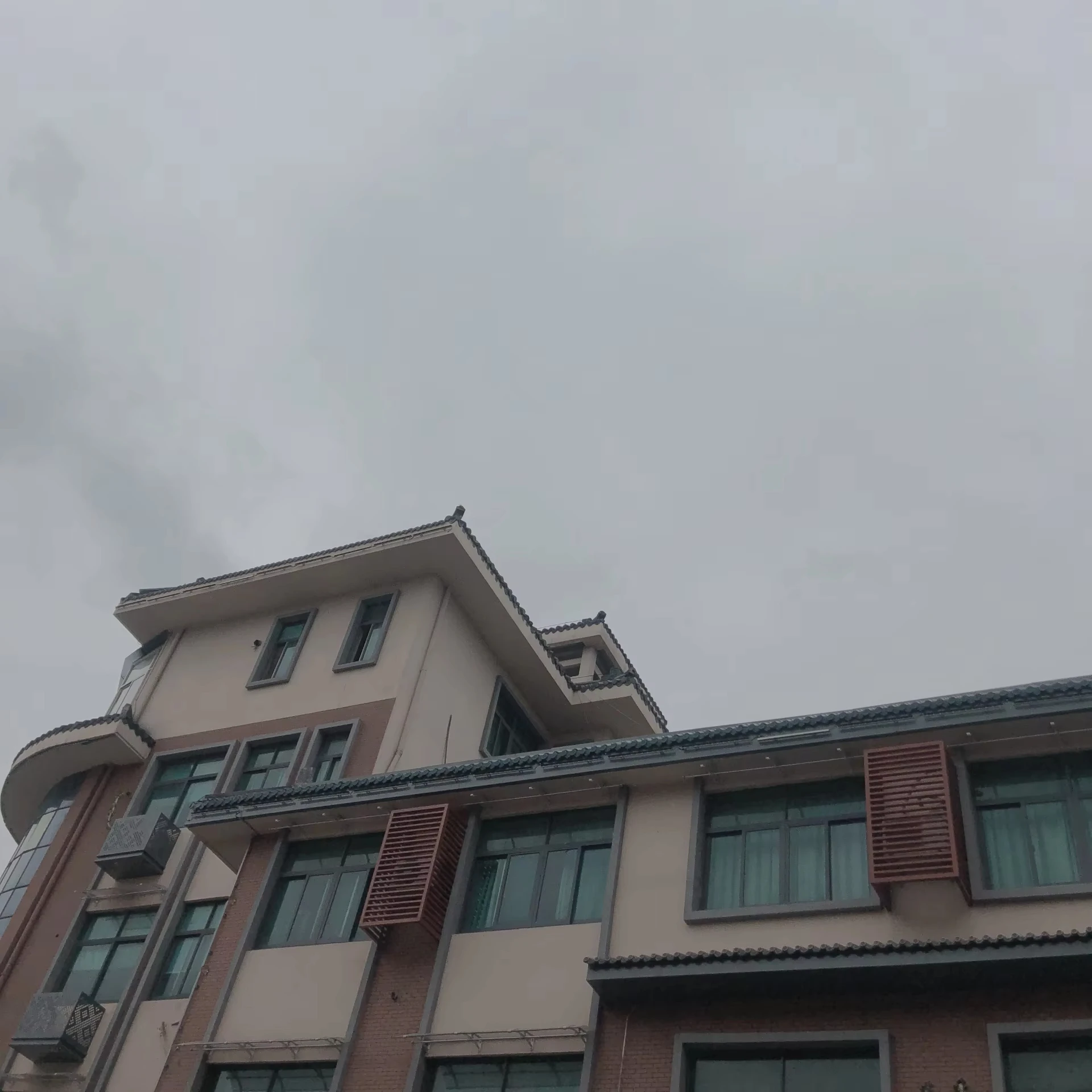 Modern Style Self-Built Villa Exterior Wall Decorative Panel New Fireproof Fiber Cement Board Waterproof and Moisture-Proof