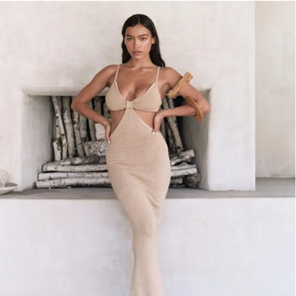 Women elegant deep V-neck solid color bandage backless summer new fashion knit sexy long dresses for ladies