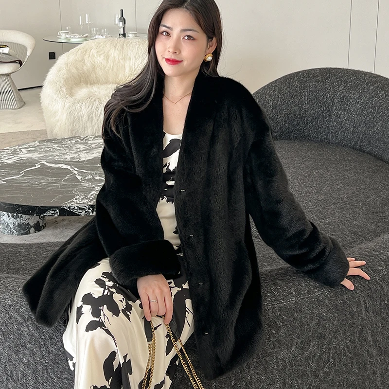 Winter Mid Length V Neck Long Sleeves Solid Color Fashionable Luxury Real Mink Fur Coat Women