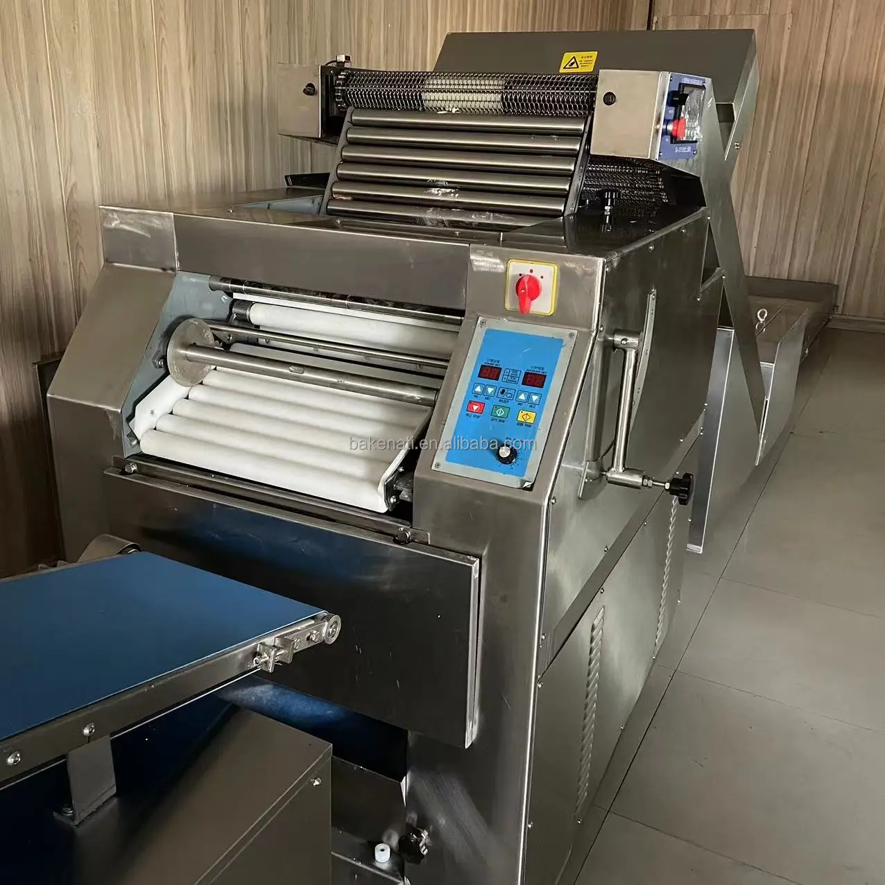 Fully Automatic Bread Line Multifunctional Commercial French Bread Making Machine Bread Making Machine Production Line
