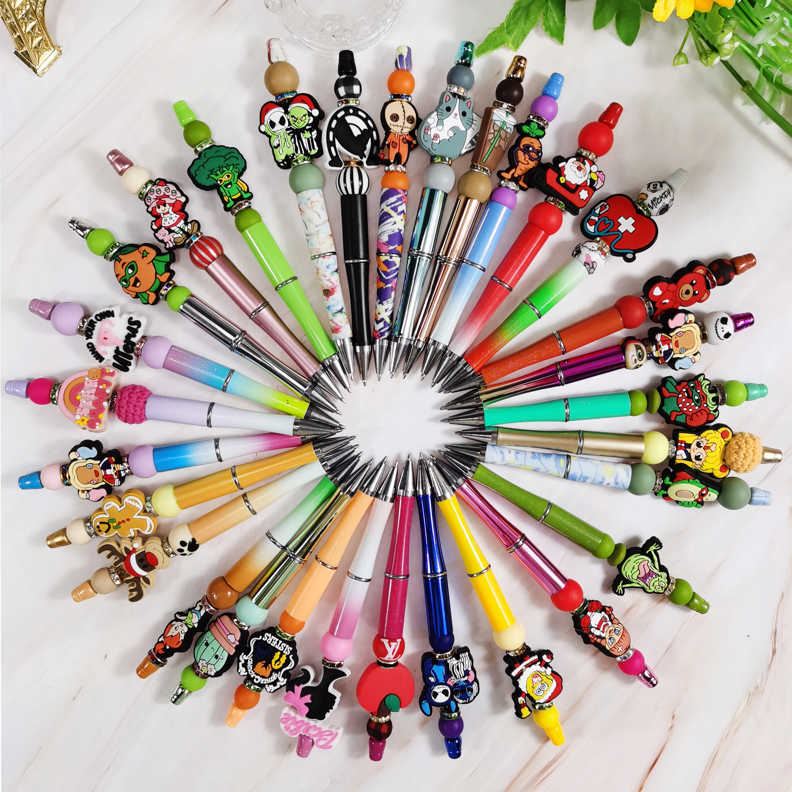 New Design Cartoon Pepper Shape Baby Chewing Molar Teething Diy Toys Silicone Focal Beads Fruit For Pen Making