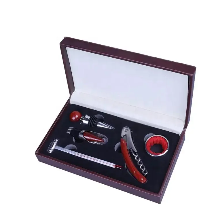 New Style Fashion Eco-Friendly Zinc Alloy Wine Opener Gift Set Red Wood Bar Accessories Set with Leather PU Wine Opener