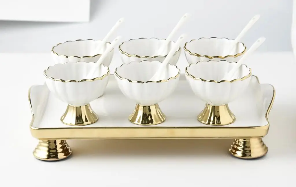 Wholesale Fashion Free Sample Miss You Heart Ceramic Desert Ice Cream Cups Set With Spoon Tray