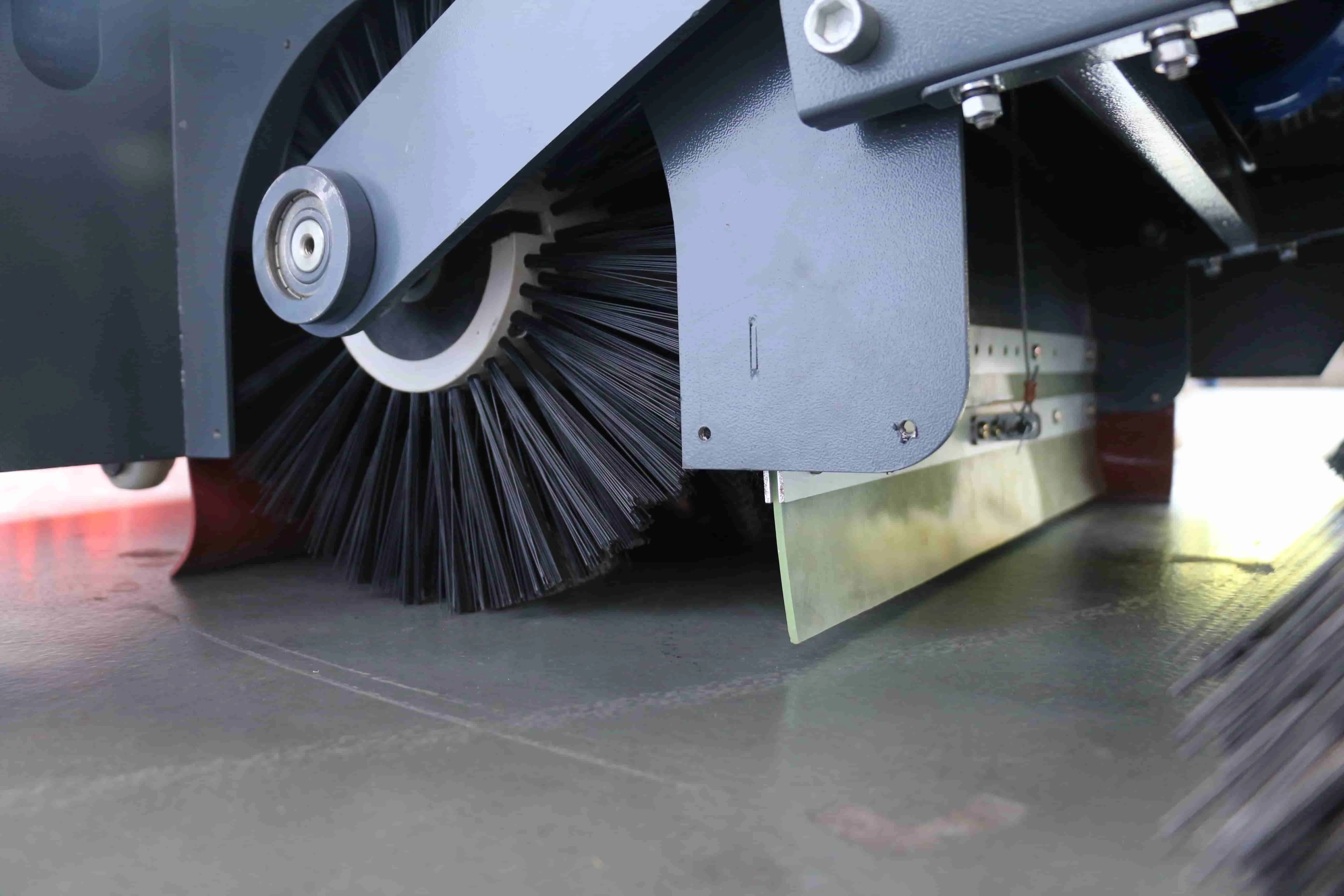 ride on road sweeper floor cleaning machine sweeper floor sweeper for warehouse factory garage