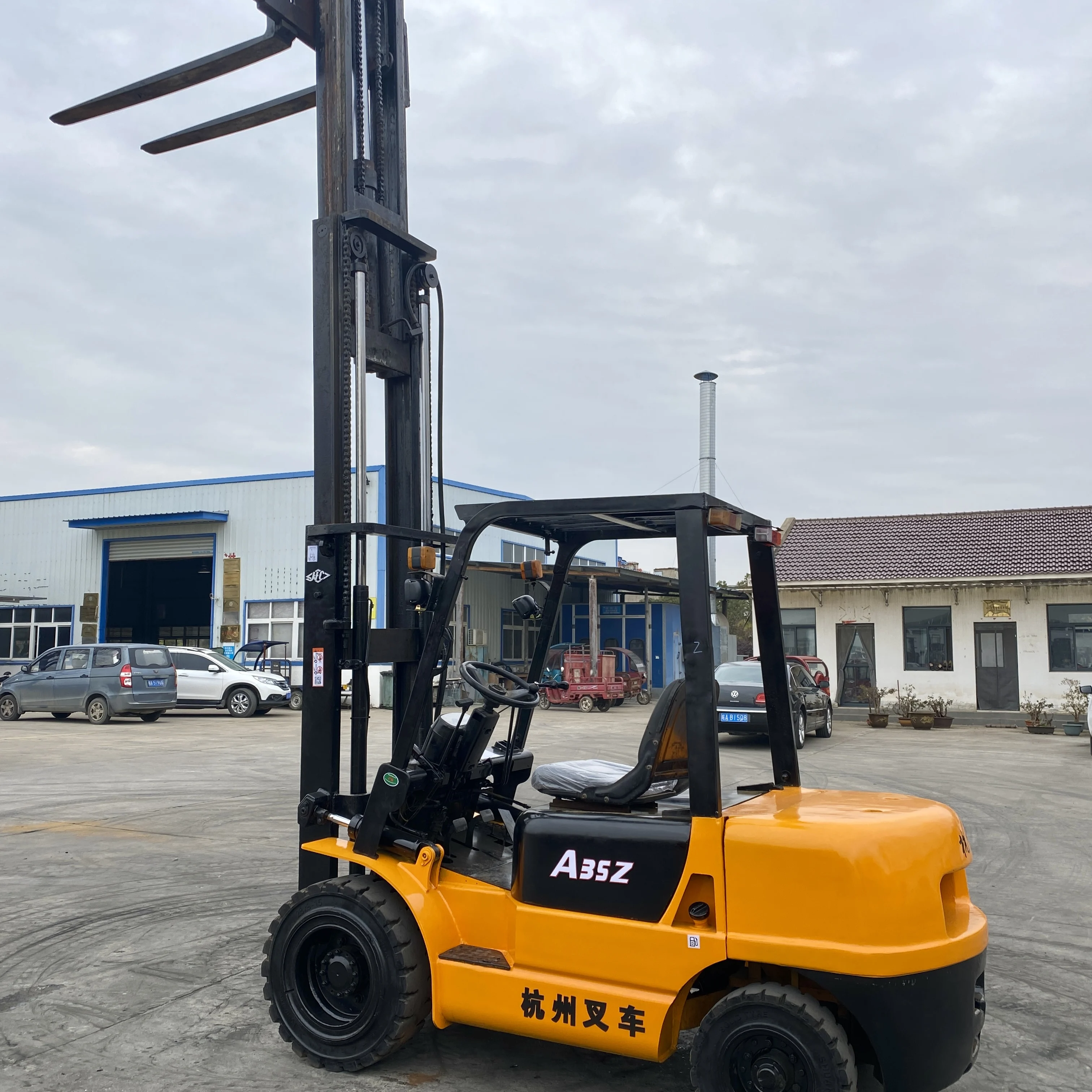 Used Forklift Original Diesel Wheel-Type Hangcha A35Z  used multifunctional forklift of Hangzhou Forklift with Price Discount