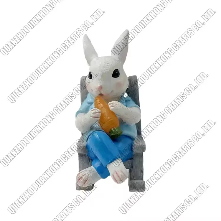 Personal Design Hot Selling Resin Cartoon Rabbit Doll Sculpture Animal Figurines For Home Decor