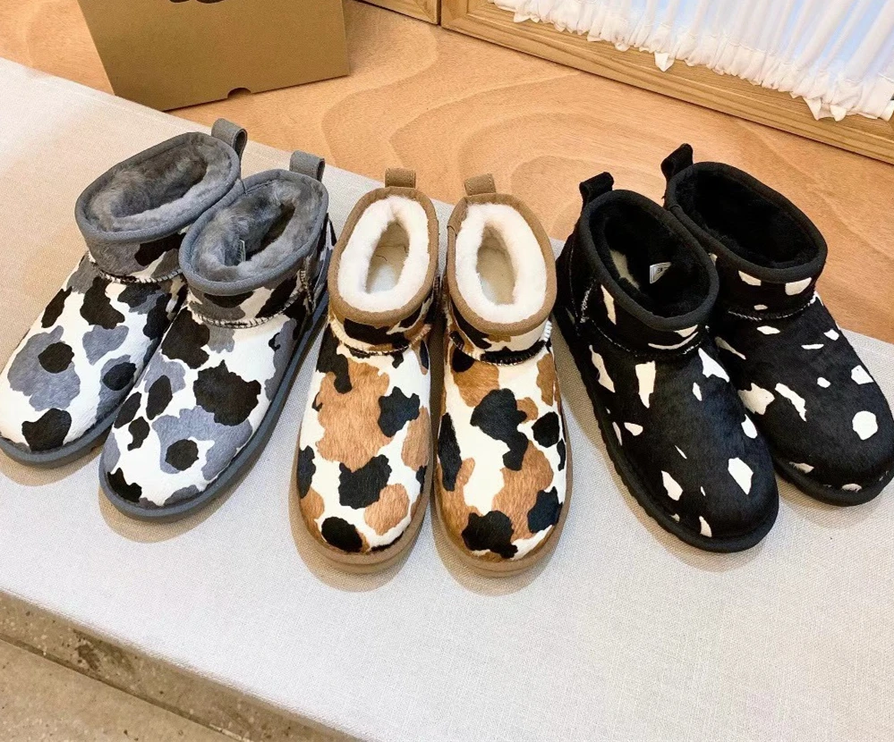 2021 winter new milk Cow patterned  Outdoor waterproof warm sheepskin snow boots for women and kids