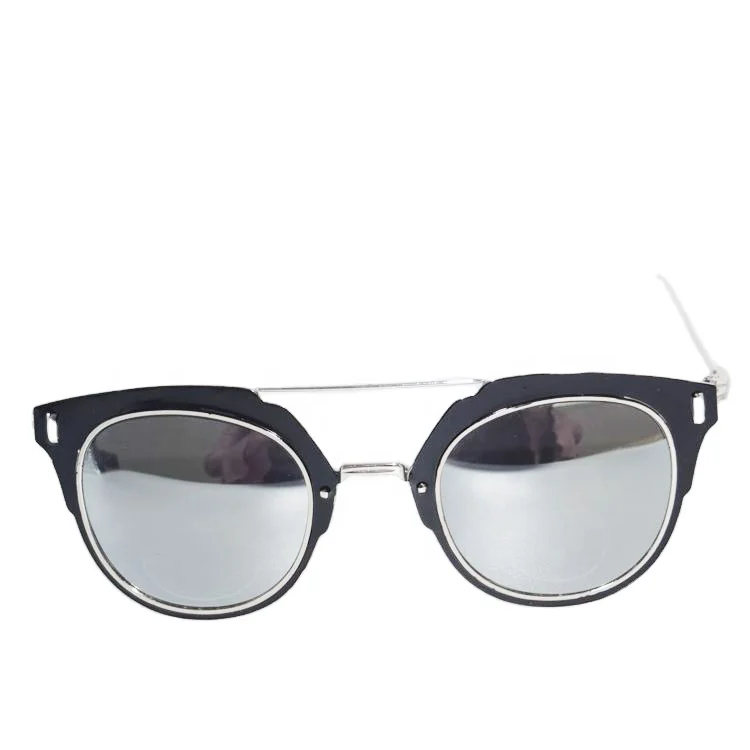 2022 Pop seller Used on Shopping Online Metal frame Iron Sunglasses 100% UV protection luxury mens sunglasses