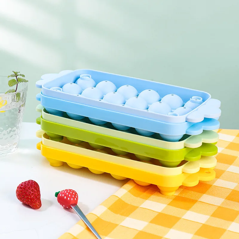 2024 Summer New Arrivals DIY ice maker 8 Grids Large Ball Ice Mould with lid ice cube tray box for bar whisky