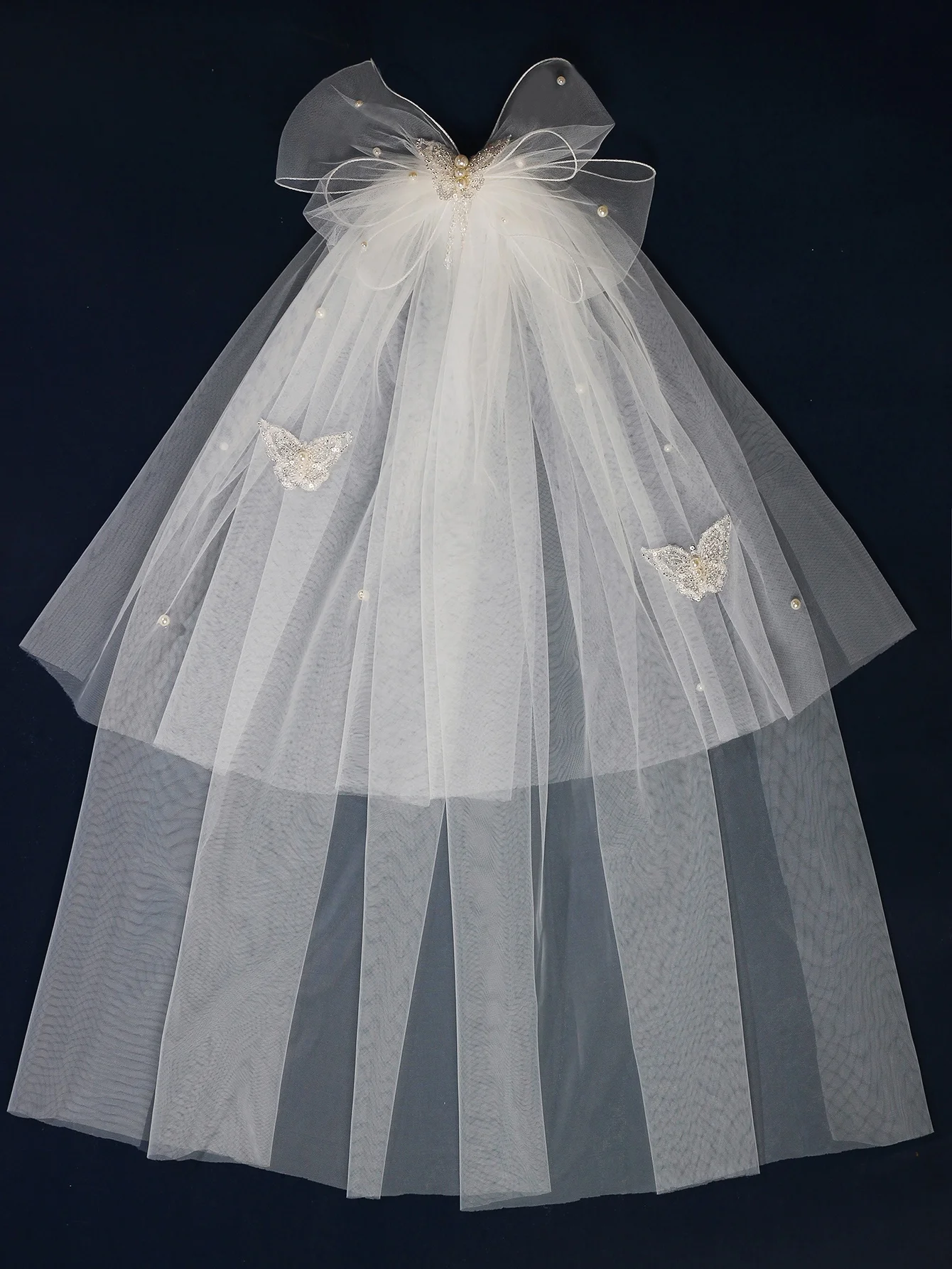 2022  Hot Style Wedding Veils Bridal Veil Wedding Accessories Romantic Pears Butterfly  Women Soft White Party Edge Layer