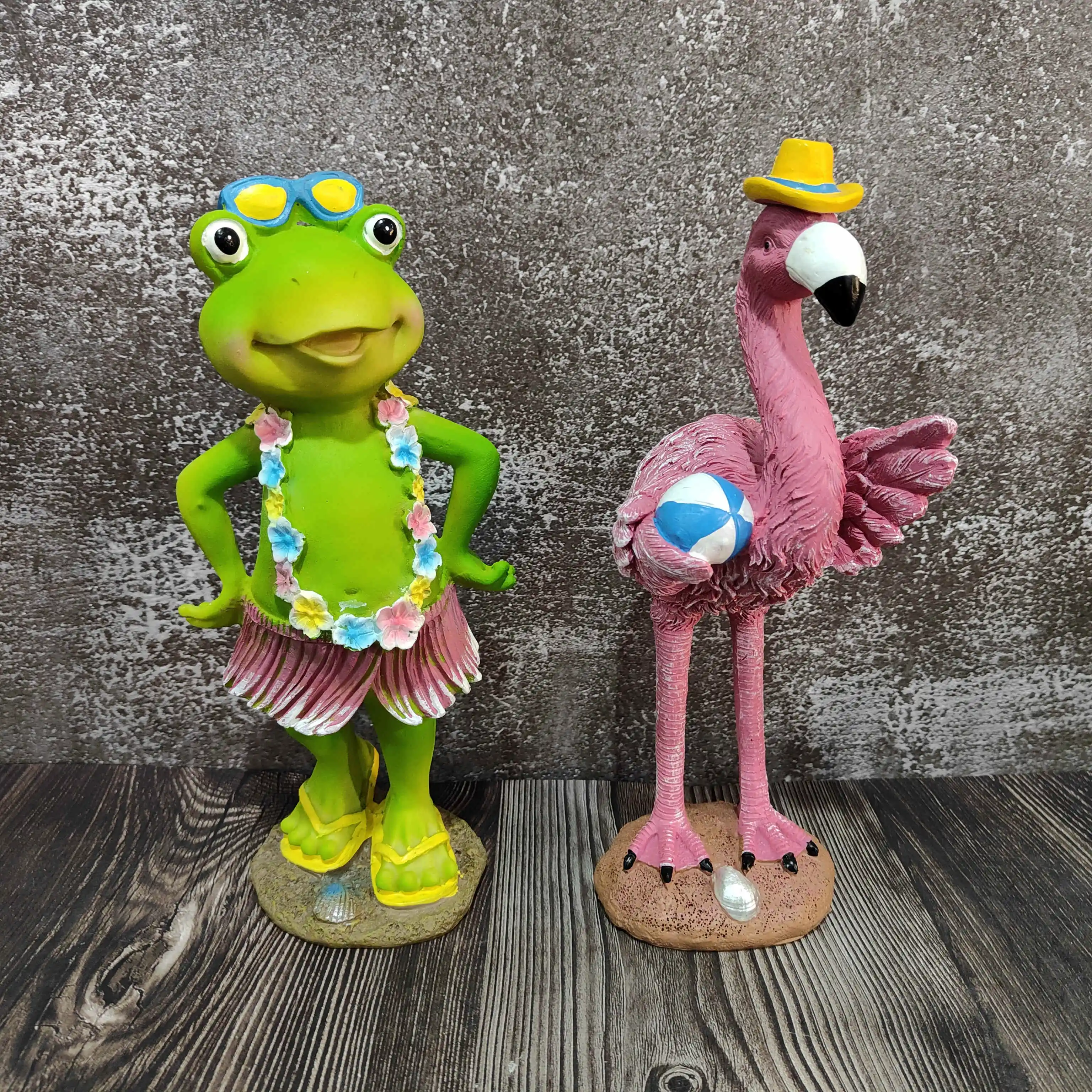 Popular Polyresin Figurines Home Decor Frog Flamingo Gifts Toucan Statue Modern Ornaments Animal Resin Sculpture