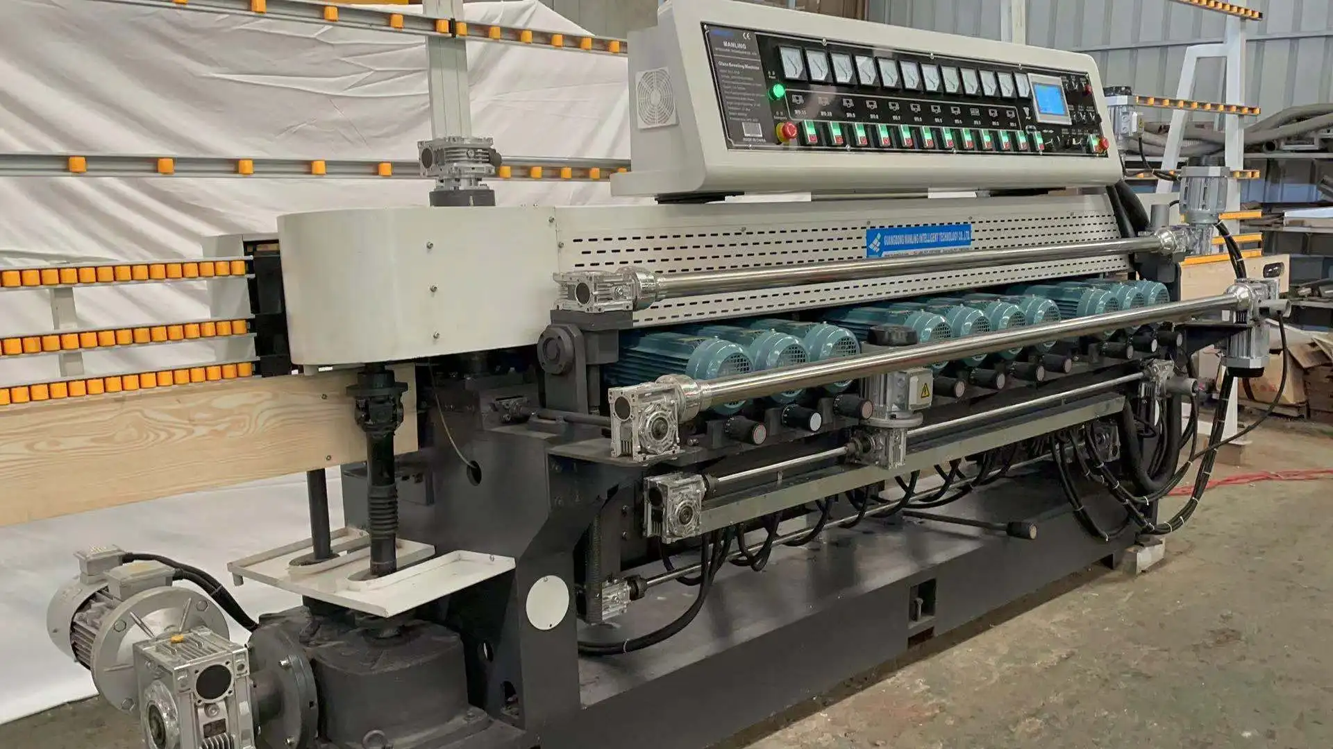 High Efficiency Building Glass Bevelling Polishing Edging Machine For Shop