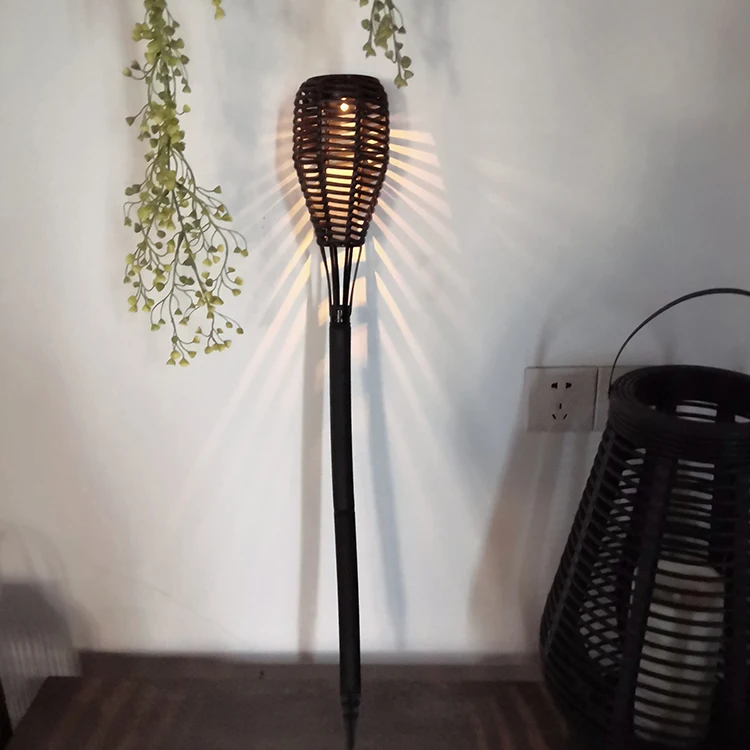 2023 Hot Sale Waterproof LED Solar Fire Flickering Flame Torch Garden Light solar yard light