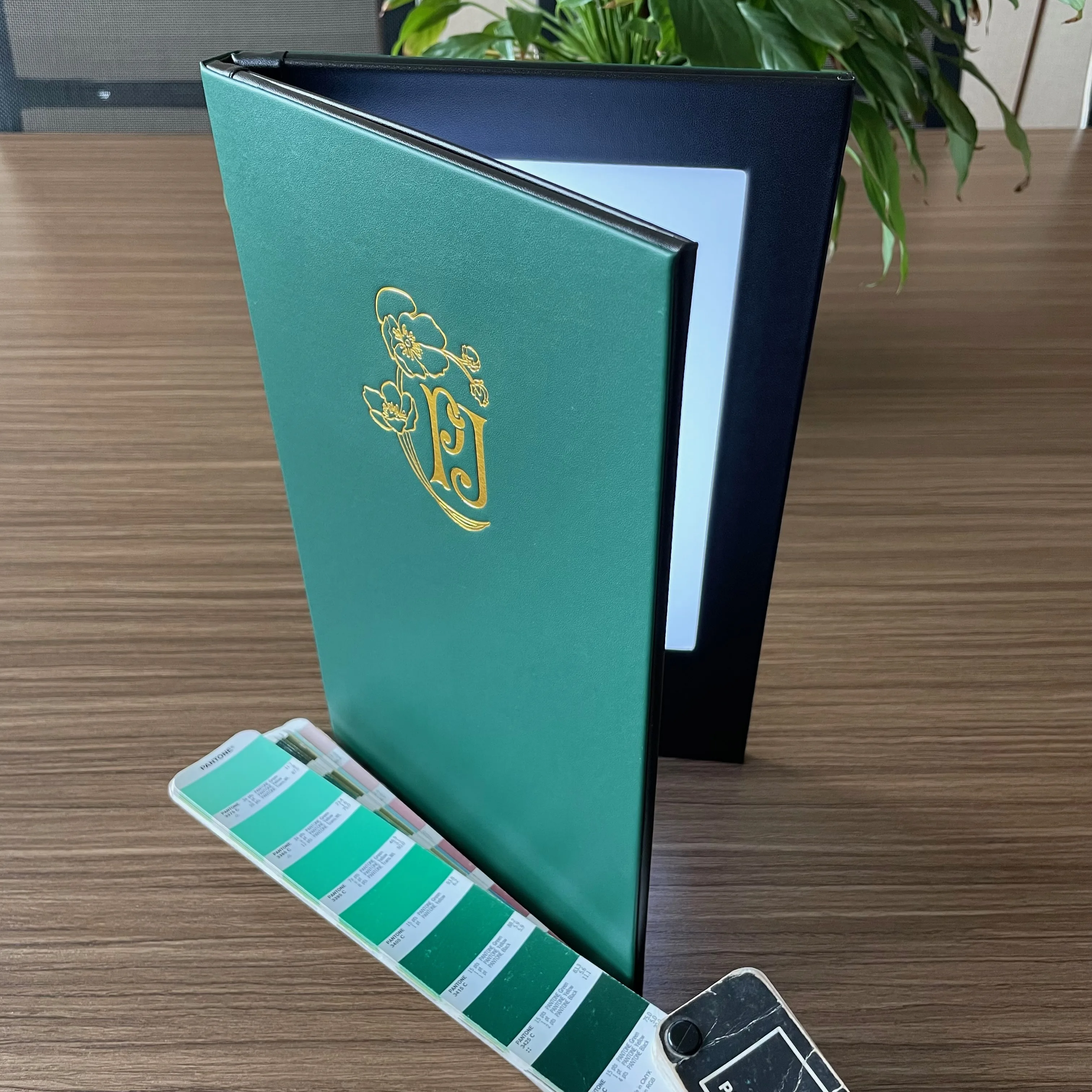 2 страницы A5 вставка СИД перезаряжаемые светодиодной подсветкой Меню крышка для бар КТВ