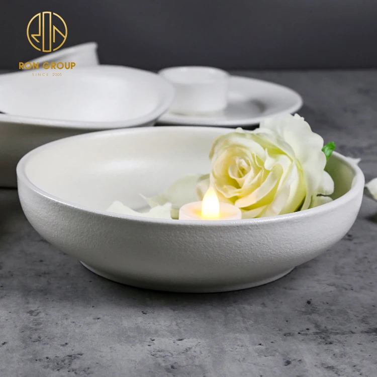 Hot selling unique matte white color frosted triangular shape dinner charger plate for steak pasta sushi ceramic narrow plate