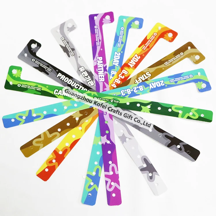 OEM Customized Vinyl Promotional Wristbands Plastic Printing Wrist Band Waterproof Vinyl Bracelet PVC Wristband